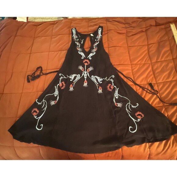 Intimately, free people, halter dress , tassels Boho Black Embroidered Lady Sz S - Picture 3 of 16